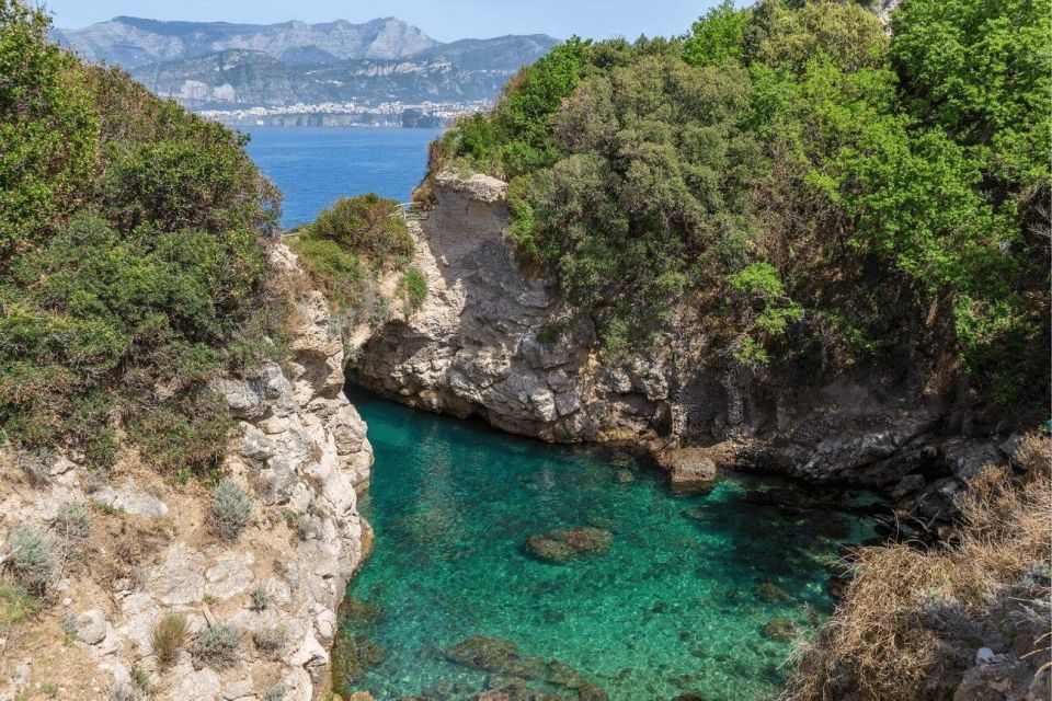 Amalfi Coast Boat Tour, 8h, From Sorrento and Massa Lubrense - Key Points