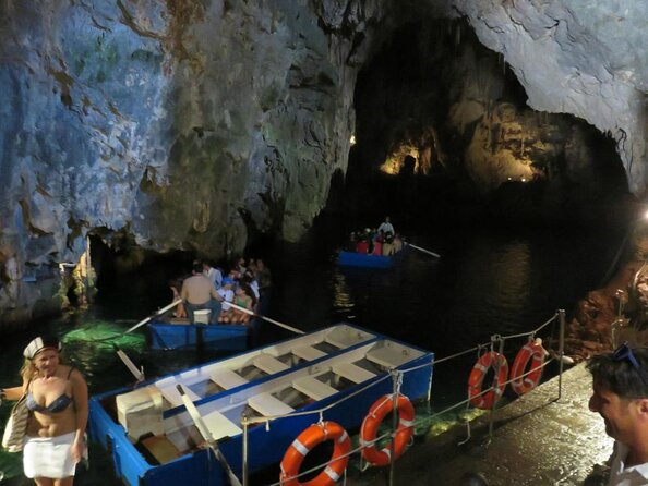 Amalfi Coast by Boat - Key Points