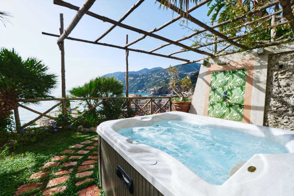 Amalfi Coast: Exclusive Hot Tub With Champagne and Meal Package - Key Points