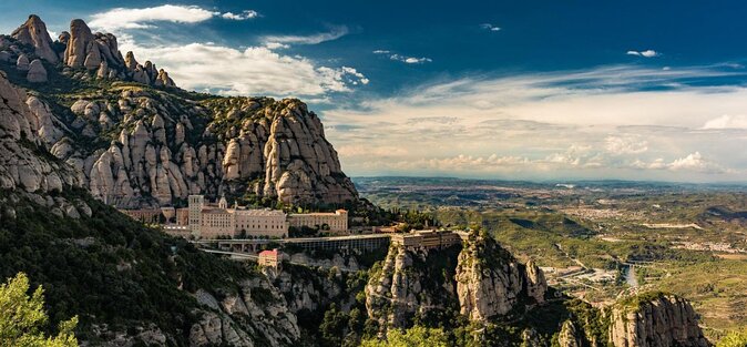 Barcelona Montserrat Hot-Air Balloon Ride - Key Points