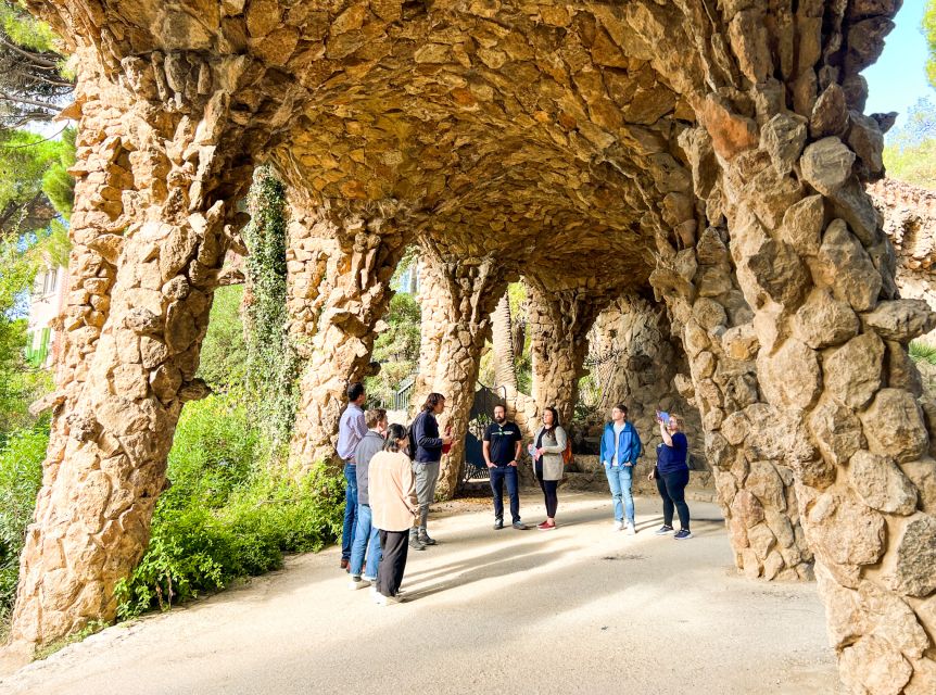 Barcelona: Park Güell & La Sagrada Familia Tickets and Tour - Key Points