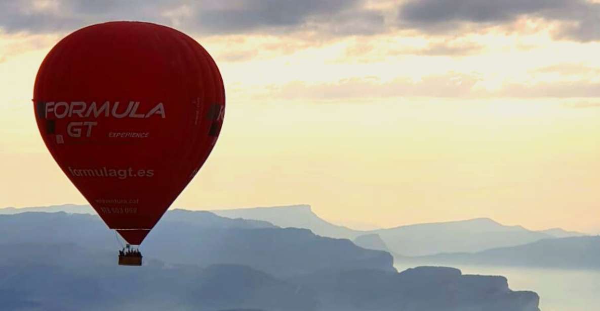 Barcelona: Private Romantic Balloon Flight - Key Points