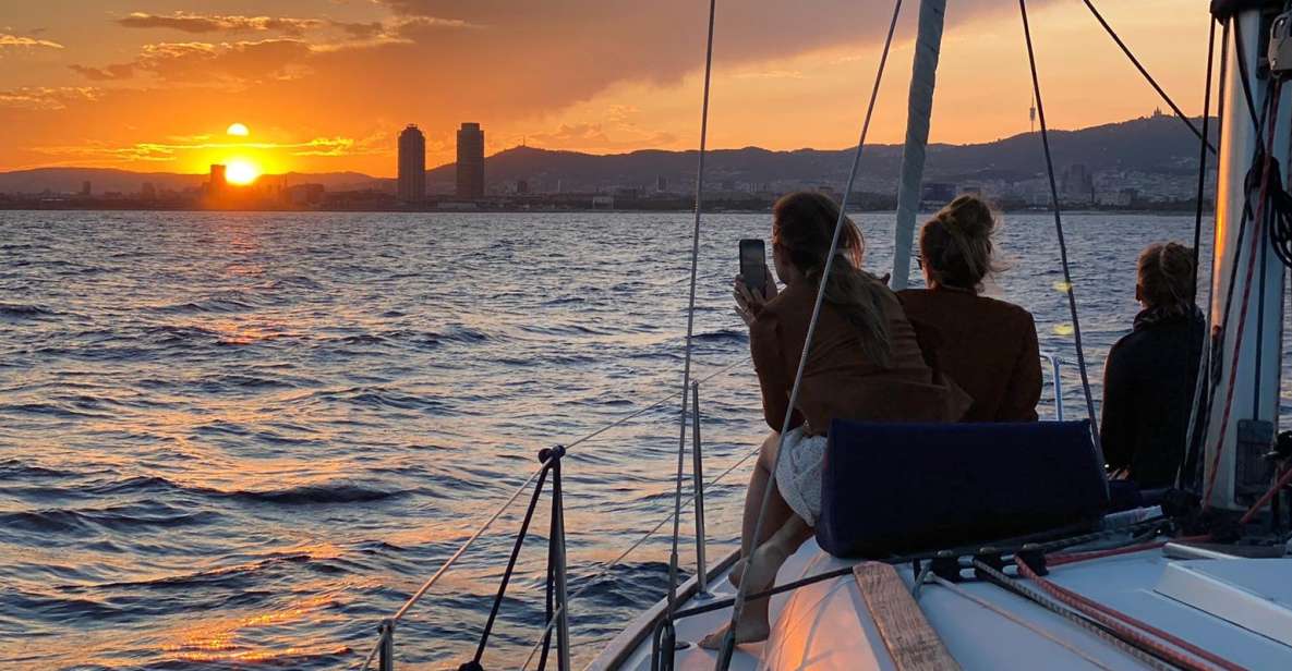 Barcelona: Sunset Skyline Cruise With Unlimited Cava - Key Points