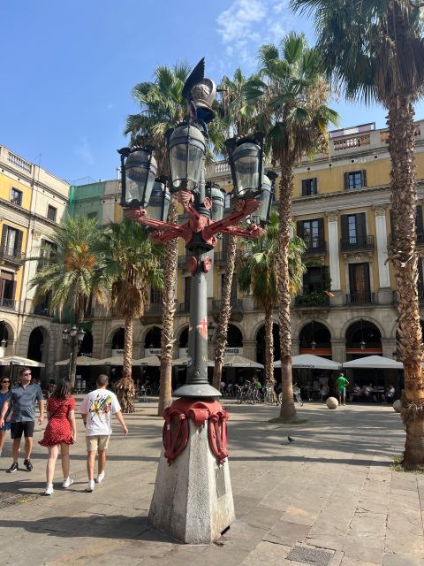 Barcelona - the Jewel of the Mediterranean. 4 Hours - Key Points