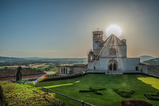 Basilica of Saint Francis Tour With Official Guide - Key Points