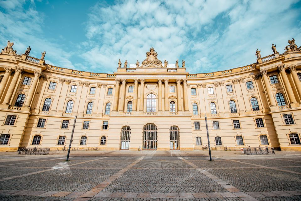 Berlin: 1-Hour Guided Tour of the Historic Center - Key Points