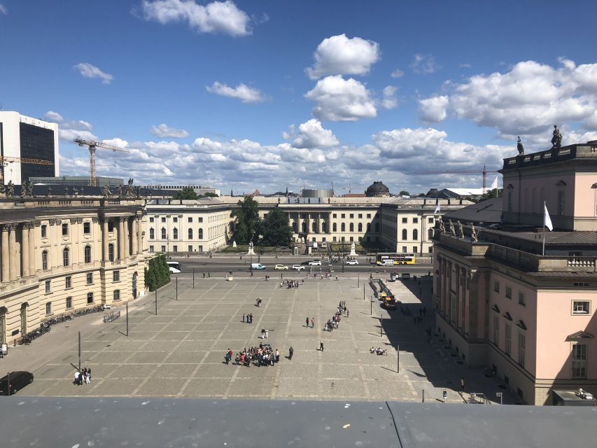 Berlin: 4-Hour Guided Highlights Tour in English - Key Points