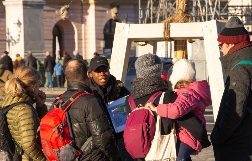 Berlin: Critical Berlin Castle/ Humboldt Forum Guided Tour - Key Points