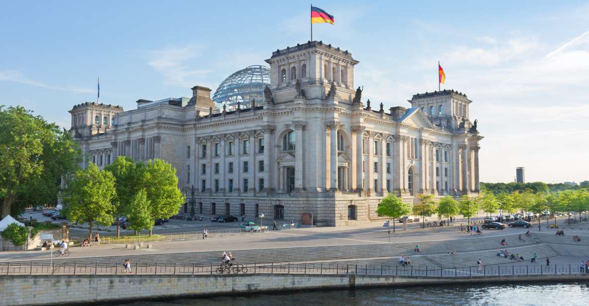 Berlin: Private Accessible Highlights Tour With Local Guide - Key Points