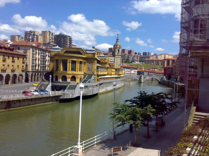 Bilbao Half-Day City and Guggenheim Museum Private Tour - Key Points