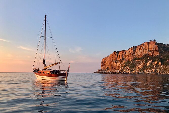 Boat Tour in Mondello Bay in Sicily - Key Points