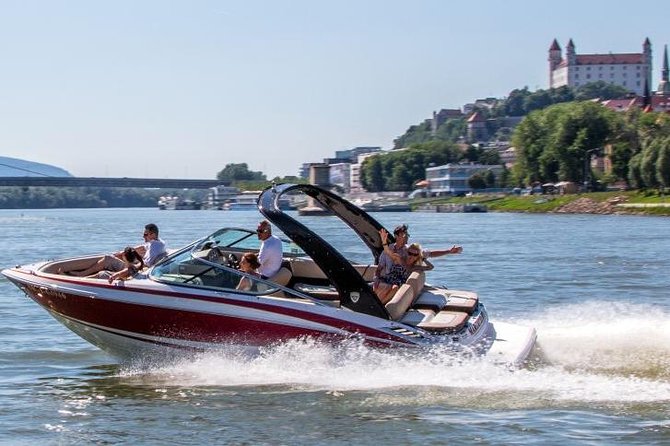 Bratislava by Speedboat - Key Points