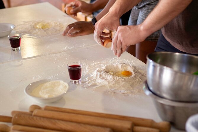 Cannoli Cooking Class in Taormina - Key Points