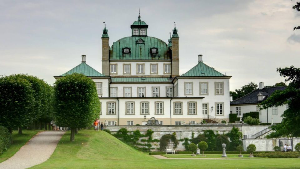 Castles of Kronborg and Frederiksborg From Copenhagen by Car - Key Points