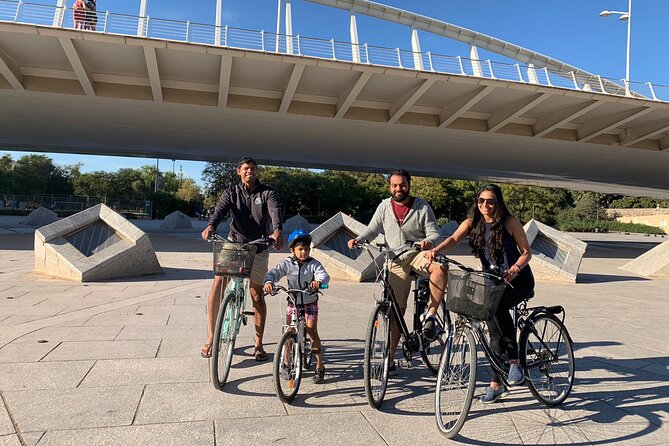 CITY OF ARTS & SCIENCES | Private Guided Tour on Bike or E-Step - Overview of the Tour