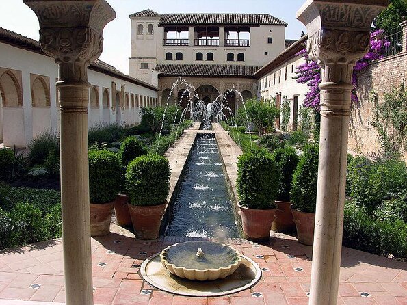 Complete Private Tour of the Alhambra in Granada Includes Tickets - Key Points