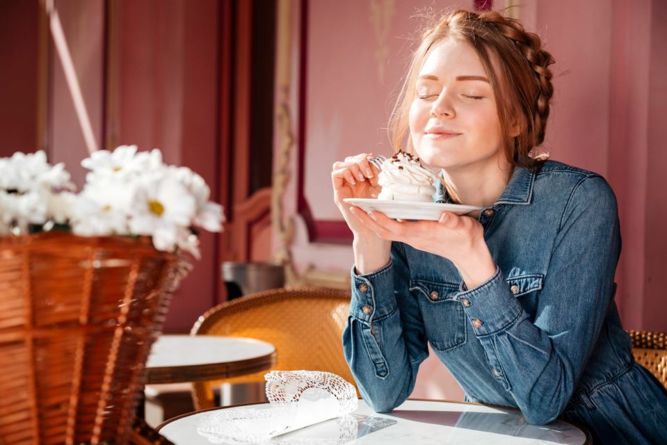 Düsseldorf: Sweet Treats Guided Walking Tour of Old Town - Key Points