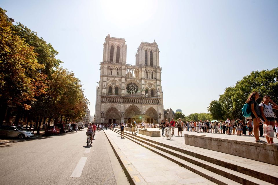 Electric Bike Tour of Paris' Hidden Gems - Key Points