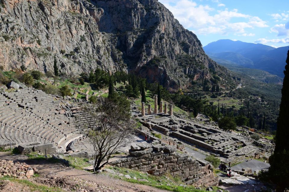 From Athens: Delphi, Arachova and Chaerone Pivate Day Tour - Key Points