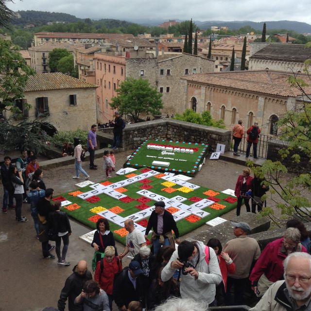 From Barcelona: Girona Guided Tour - Key Points