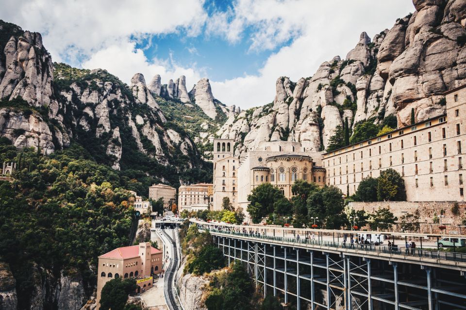 From Barcelona: Private Half-Day Bus Trip to Montserrat - Key Points