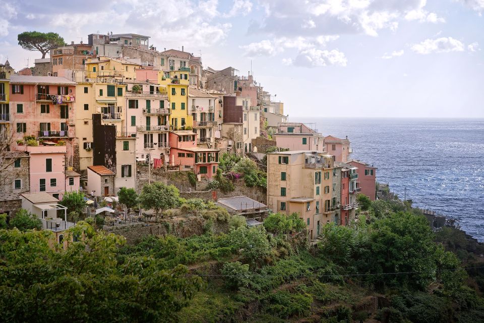 From Florence: Private Day Tour to Cinque Terre - Key Points