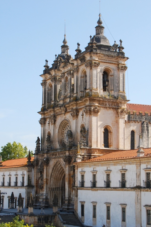 From Lisbon: Tour Fátima, Batalha, Alcobaça, Nazaré, Óbidos - Key Points