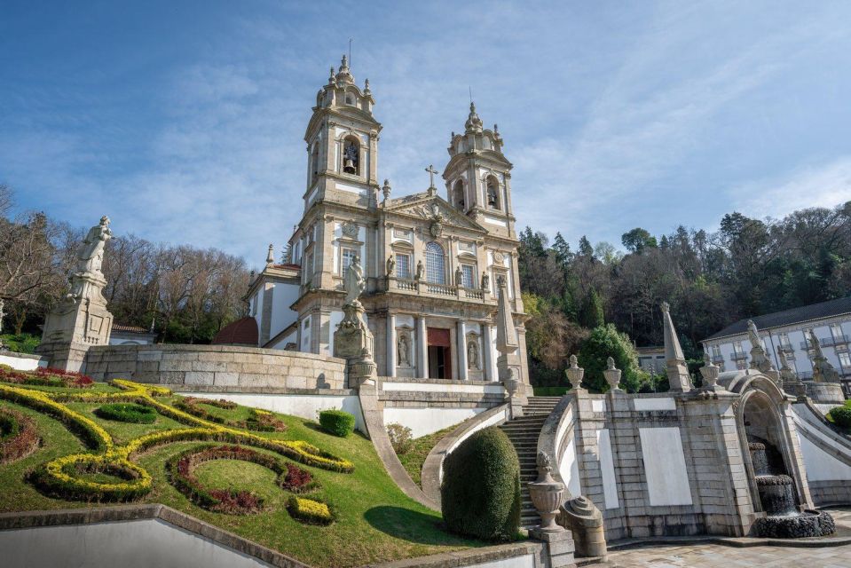 From Porto: 1-day MINHO / Guimarães - Braga Tour - Key Points