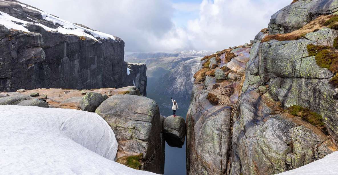 From Stavanger: Off-Season Guided Hike to Kjerag - Key Points