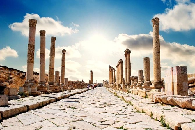 Full-Day Tour: Umm Qais, Jerash, and Ajloun From Amman - Key Points