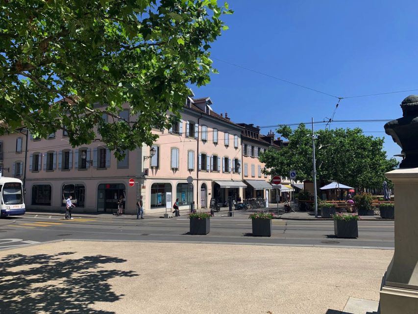 Genevas Little Italy: A Self-Guided Audio Tour in Carouge - Key Points