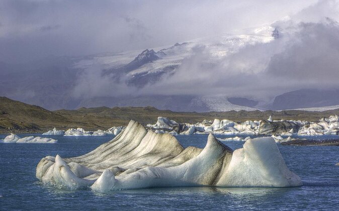 Glacier Lagoon and Diamond Beach Guided Day Trip From Reykjavik - Key Points