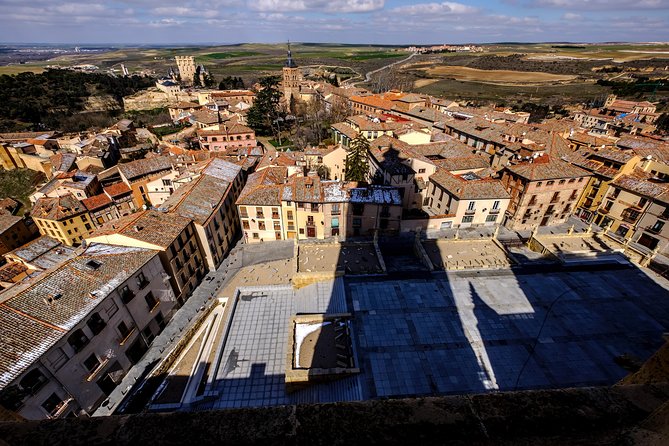 Guided Tour to Tower / Guided Tour of the Tower - Key Points