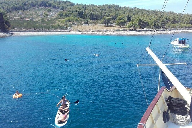 Half Day All Inclusive Cruise to Islands Brac and Solta - Key Points