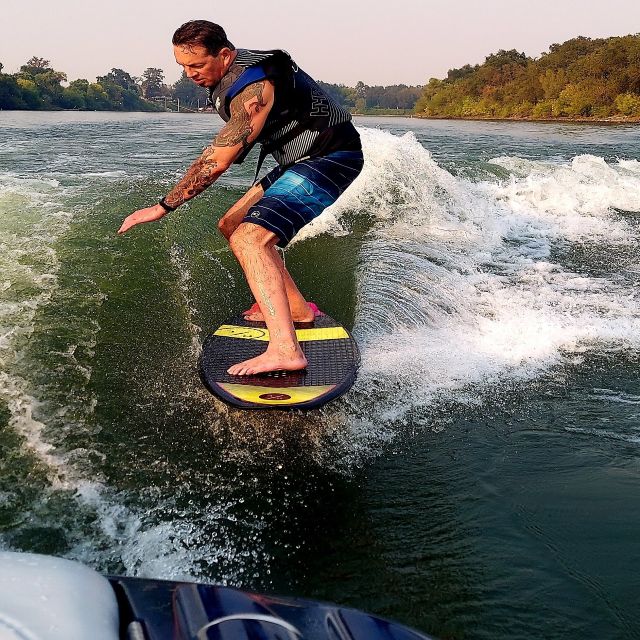 Half Day Boarding Experience Wakeboard,Wakesurf,or Kneeboard - Key Points