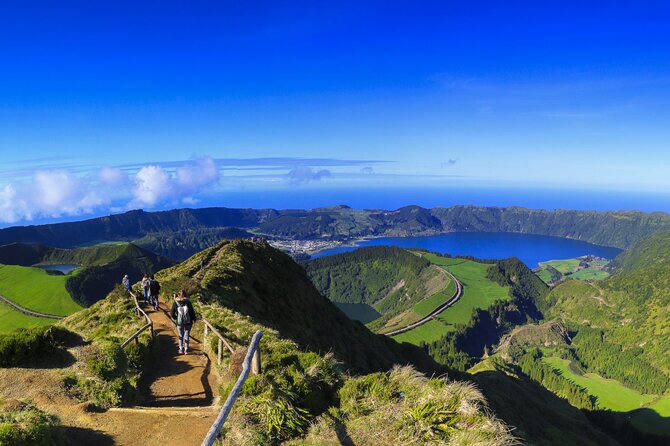 Half Day Volcano of Sete Cidades Private Tour With Lunch - Key Points