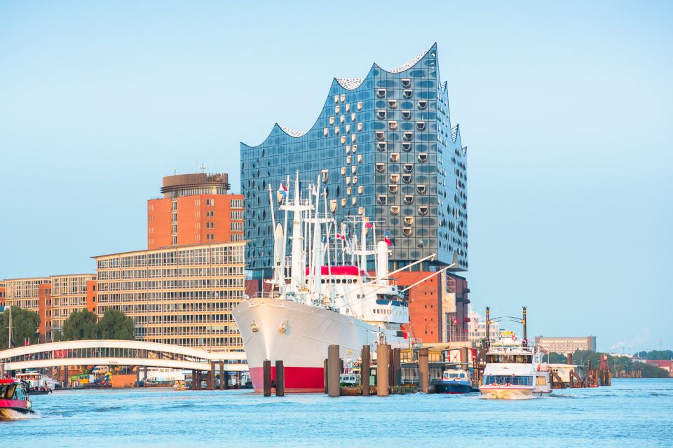 Hamburg: Speicherstadt and HafenCity Tour - Key Points