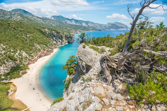 Hiking to Cala Luna, the Pearl of the Gulf of Orosei - Key Points