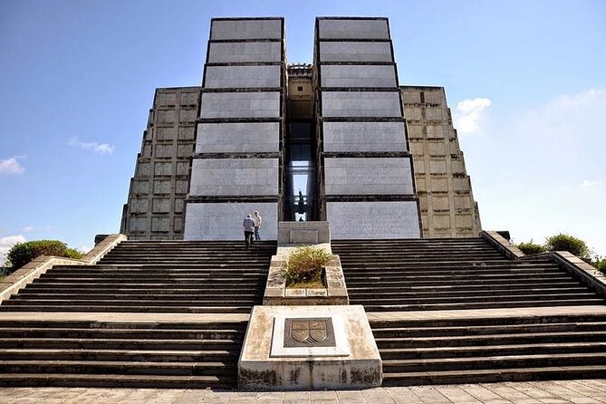 Historical Tour of Santo Domingo and 3 Eyes Caves With Lunch - Tour Overview