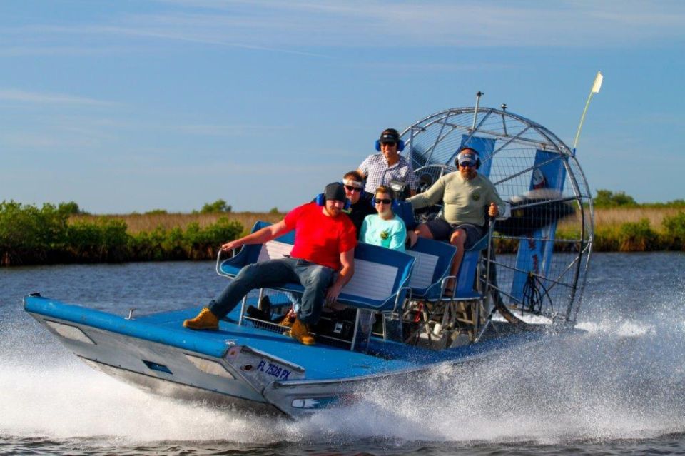 Homosassa: Gulf of Mexico Airboat Ride and Dolphin Watching - Key Points