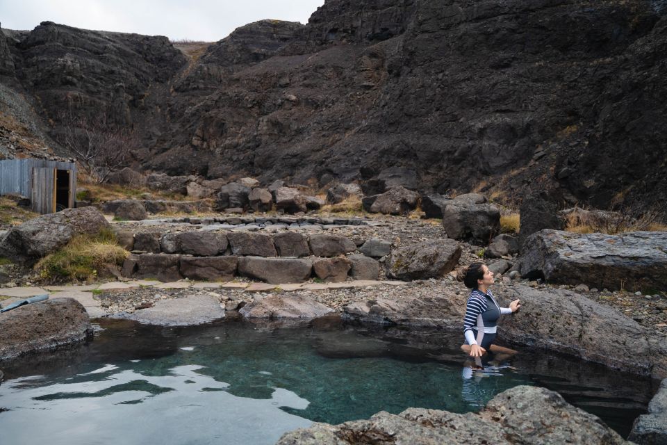 Husafell: Canyon Baths Soak With Short Highlands Hike - Key Points