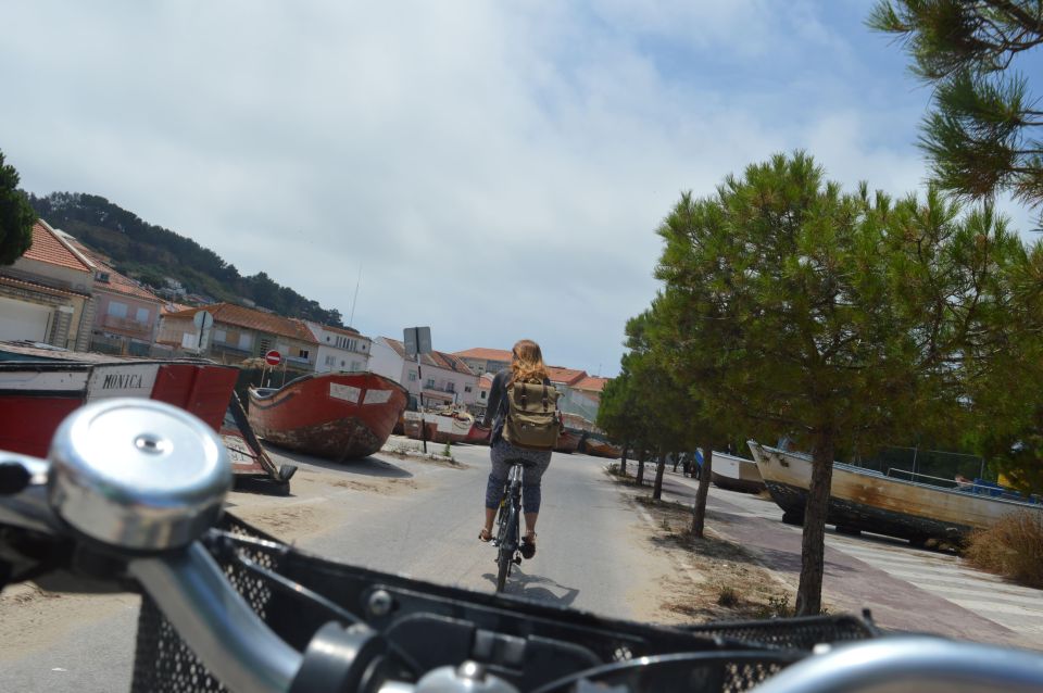 Lisbon: Private Bike Tour to Costa Da Caparica Beach - Key Points