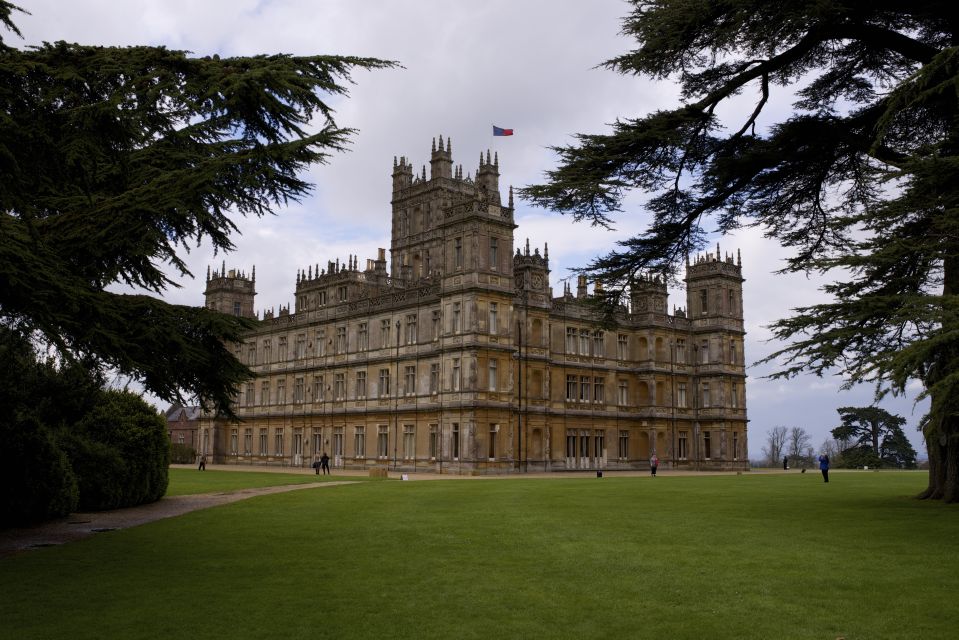 London: Downton Abbey, Cotswolds, and Highclere Castle Tour - Key Points