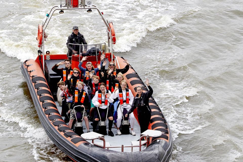 London: Private Speedboat Hire Through the Heart of the City - Key Points