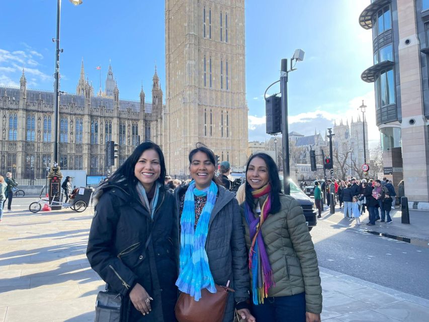 London: Royal Family and Changing of the Guards Walking Tour - Key Points