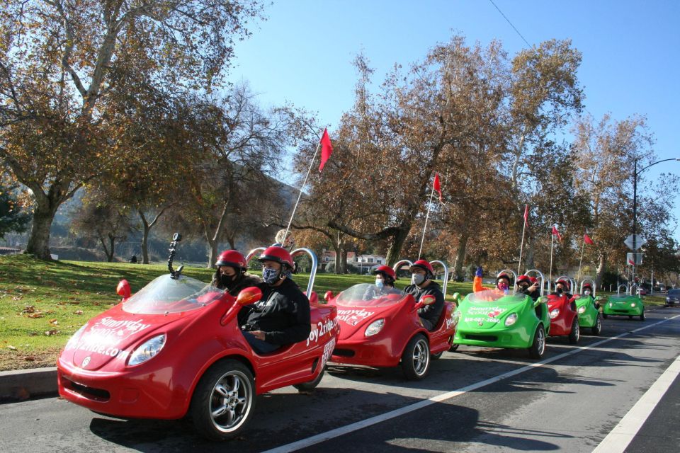 Los Angeles: Mini Car Self-Driving City Tour With a Guide - Key Points