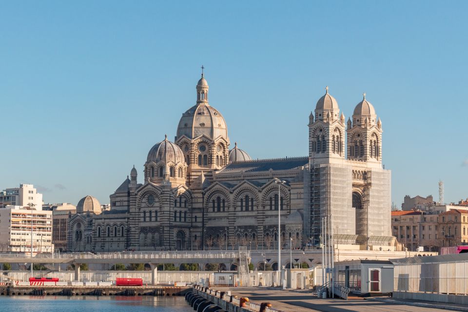 Marseille: First Discovery Walk and Reading Walking Tour - Key Points