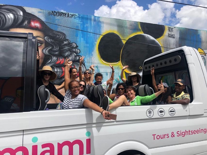 Miami Sightseeing Tour in a Convertible Bus - Key Points