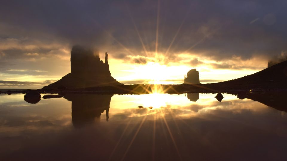 Monument Valley: 3-Hour Sunrise Tour - Key Points