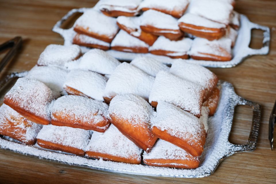 New Orleans: Guided Delicious Beignet Tour With Tastings - Key Points